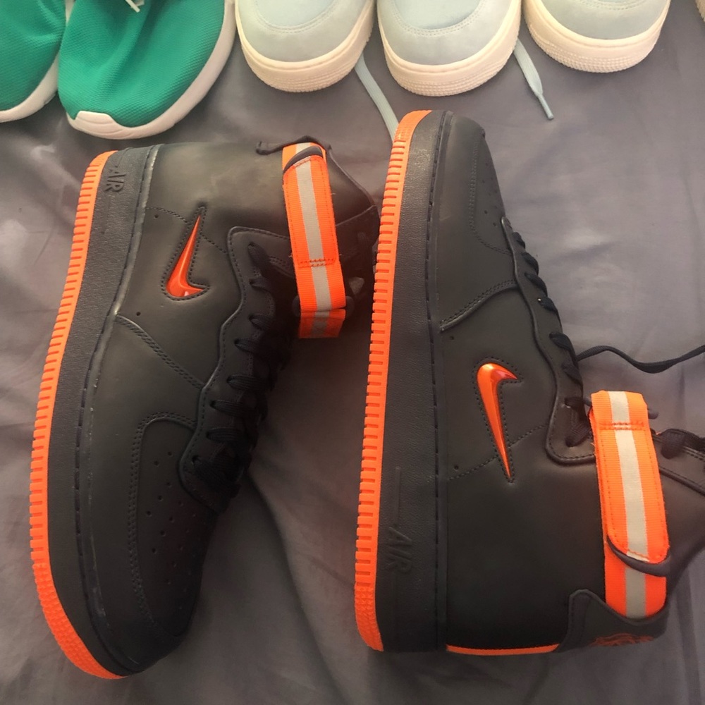 Men’s Nike Air Force 1 mid jewel swoosh - Picture 2 of 4